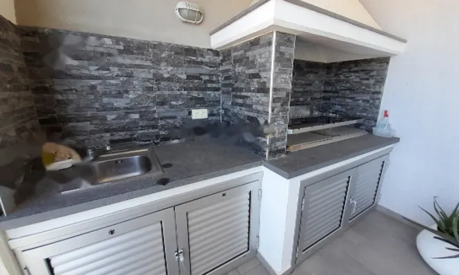 Недвижимость 3 Bedroom Apartment for Sale in Agios Tychonas, Limassol: 8