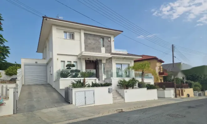 Недвижимость 5 Bedrooms Villa For sale in Agios Athanasios, Limassol: 2