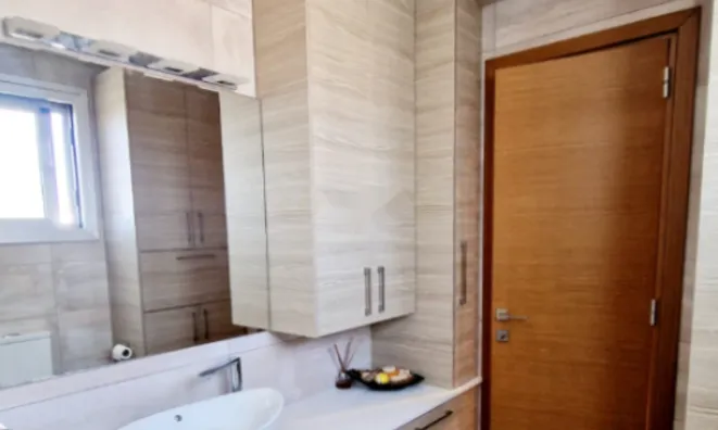 Недвижимость 5 Bedrooms Villa For sale in Agios Athanasios, Limassol: 18