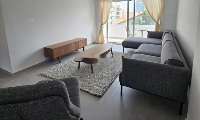 Недвижимость 3 Bedroom Apartment For Sale in Agia Zoni, Limassol: 1