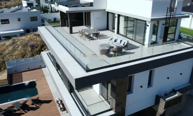 Недвижимость 6 Bedroom Seaview Villa For sale in Agios Athanasios, Limassol: 1