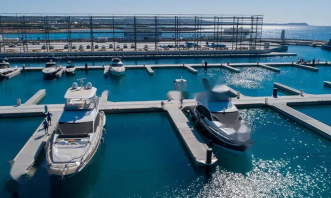 Недвижимость 4 Bedroom Villa for Sale in Ayia Napa, Famagusta: 6