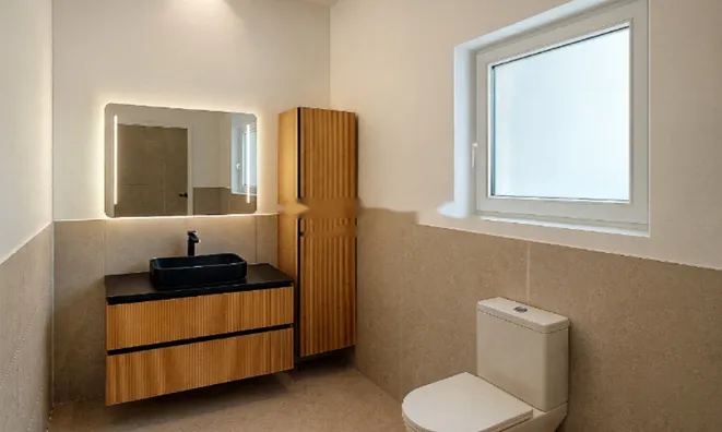 Недвижимость 4 Bedroom Apartments For Sale in Omonia, Limassol: 4