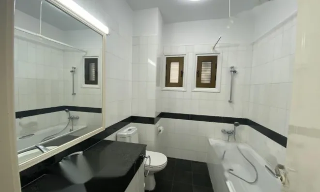 Недвижимость 3 Bedroom Apartment For Sale in Limassol, Pyrgos Tourist Area: 12