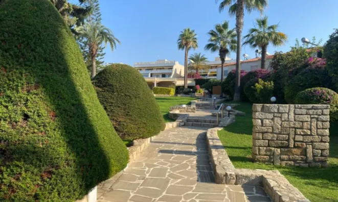 Недвижимость 3 Bedroom Apartment For Sale in Limassol, Pyrgos Tourist Area: 17