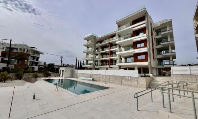 Недвижимость 3 Bedroom Apartment For Sale in Potamos Germasogeia, Limassol: 2