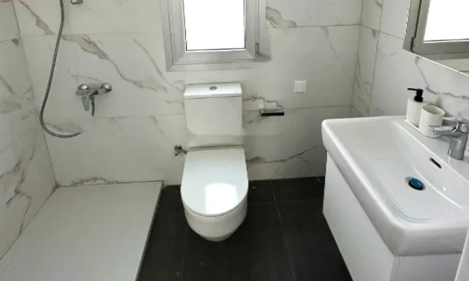 Недвижимость Stunning 4 Bedroom Penthouse Apartment For Sale In Agios Spyridonas, Limassol: 9