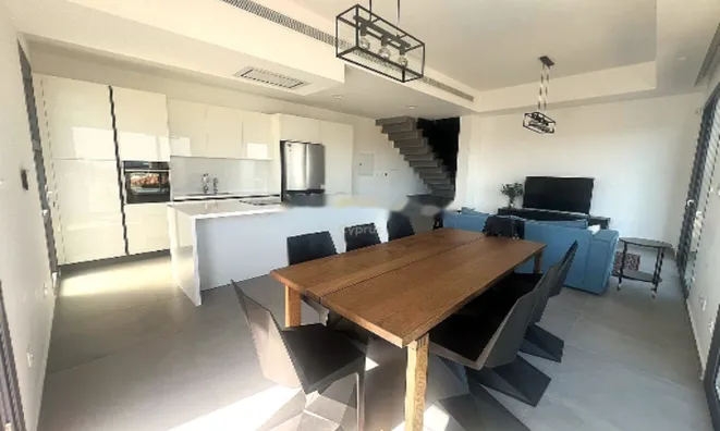 Недвижимость 4 Bedroom Villa For Sale in Agios Athanasios, Limassol: 3