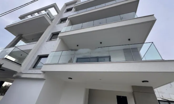 Недвижимость 2 bedroom Apartment For sale in City Center, Limassol: 1