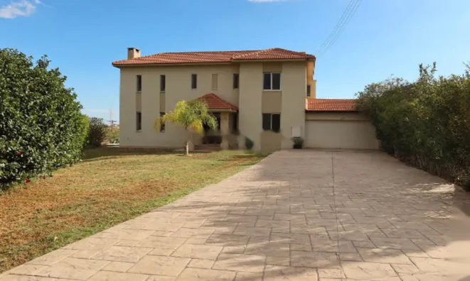 Недвижимость 4 Bedroom Villa For Rent in Parekklisia, Limassol: 2