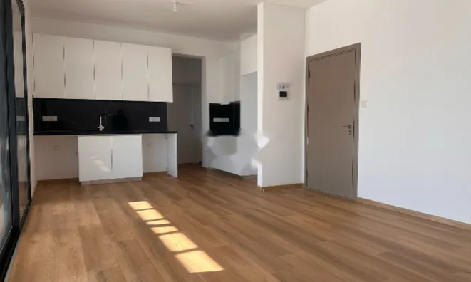 Недвижимость 2 Bedroom Penthouse Apartment for Sale in Mesa Geitonia, Limassol: 2