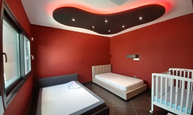 Недвижимость 7 Bedroom Villa For Sale in Kolossi, Limassol: 13