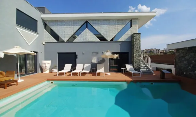 Недвижимость 7 Bedroom Villa For Sale in Kolossi, Limassol: 26