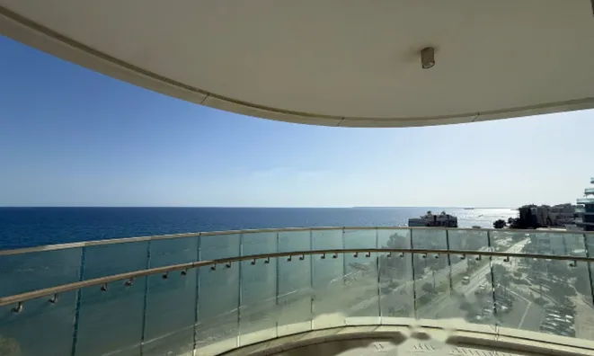 Недвижимость Spectacular 3 Bedroom Apartment for Sale in Limassol, Potamos Germasogeias: 7