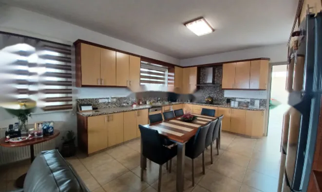 Недвижимость 5 Bedroom Villa For Sale In Limassol in Agia Fylaxis: 16