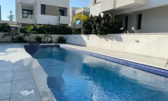 Недвижимость 2 Bedroom Apartment For sale in Germasogeia, Limassol: 3