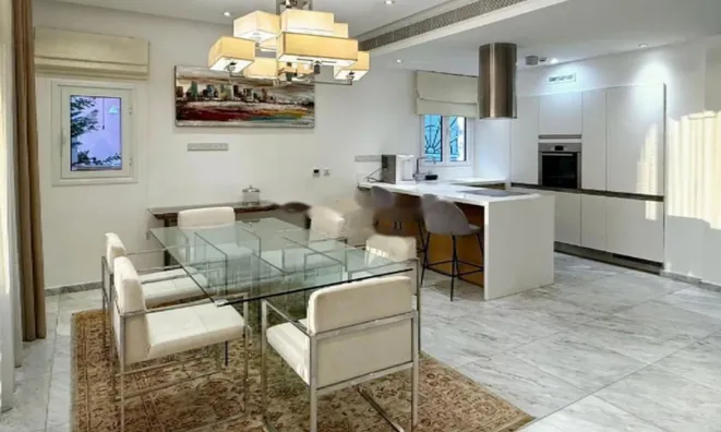 Недвижимость 5 Bedroom Beachfront Villa for Sale in Limassol Marina: 7