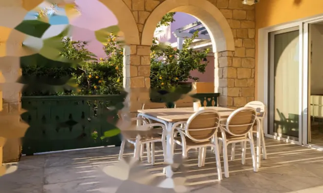 Недвижимость 5 Bedroom Beachfront Villa for Sale in Limassol Marina: 17