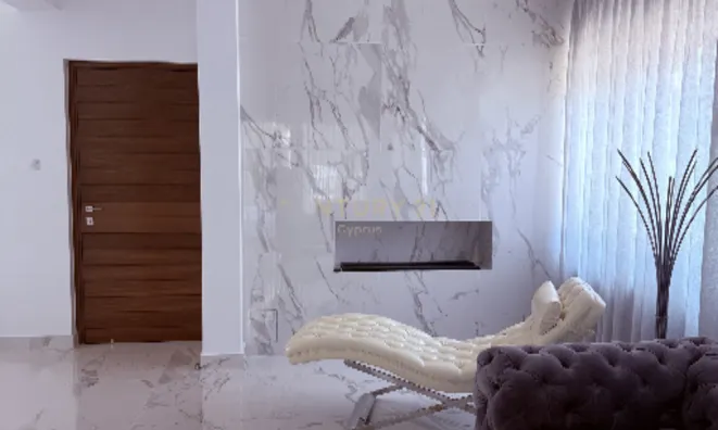 Недвижимость 5 Bedroom Coastal Villa for Sale in Pyrgos, Limassol: 2