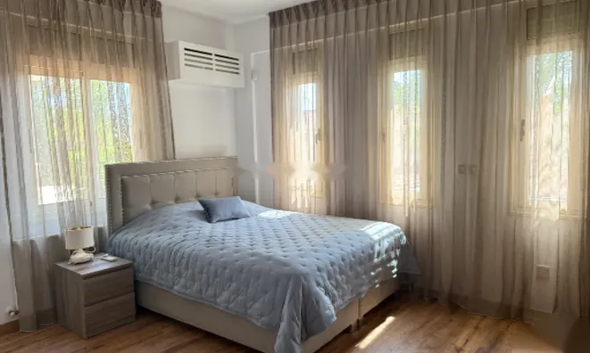 Недвижимость 5 Bedroom Coastal Villa for Sale in Pyrgos, Limassol: 9