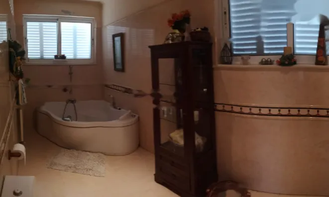 Недвижимость 4 Bedroom Villa for Sale in Akrounta, Limassol: 8