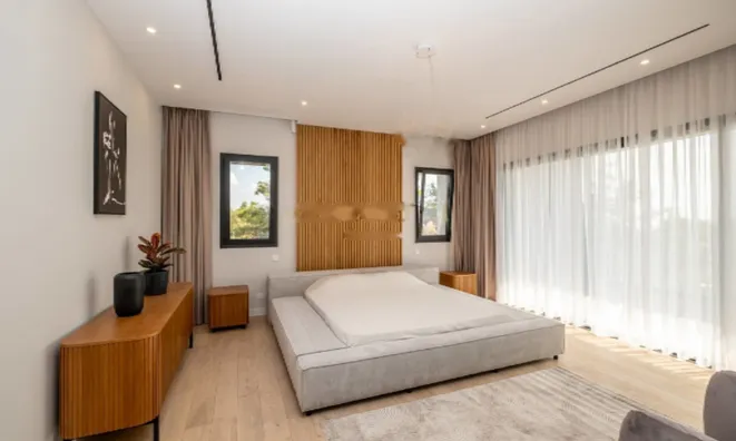 Недвижимость 7 Bedrooms Villa For sale in Souni-Zanakia, Limassol: 12