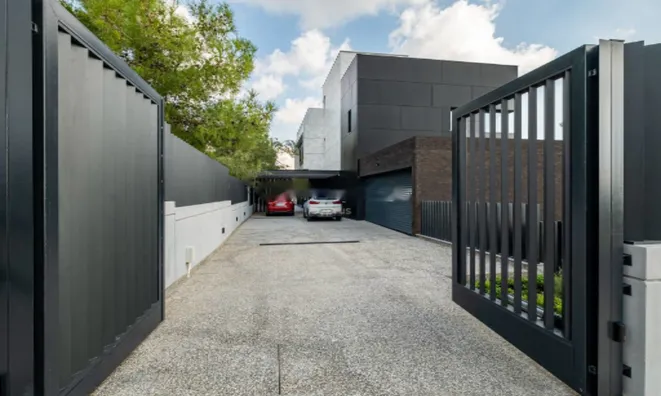 Недвижимость 7 Bedrooms Villa For sale in Souni-Zanakia, Limassol: 27