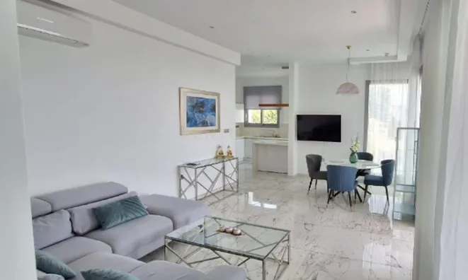 Недвижимость 2 Bedrooms Apartment For sale in Agios Tychonas, Limassol: 2