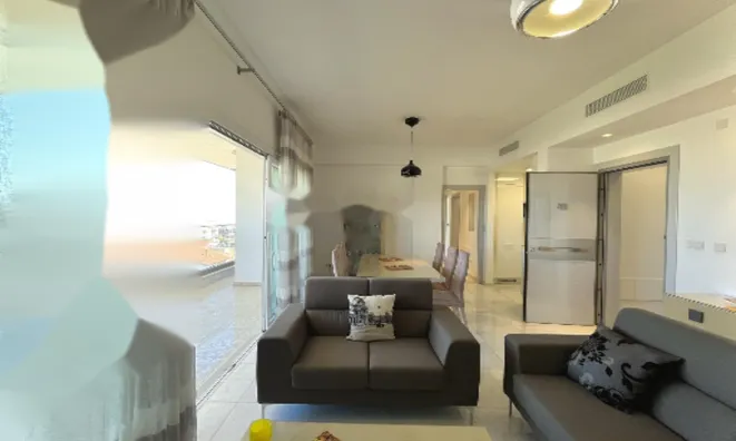 Недвижимость 3 Bedroom Penthouse for Sale in Limassol, Mesa Geitonia: 4