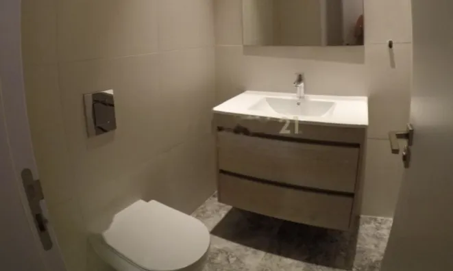 Недвижимость 3 Bedroom Iconic View Apartment for Sale in Nicosia, City Centre: 11