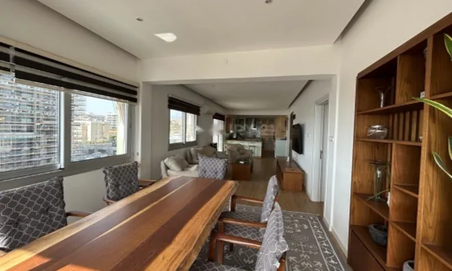 Недвижимость 3 Bedroom Seaview Penthouse For Sale in Agios Tychonas, Limassol: 5