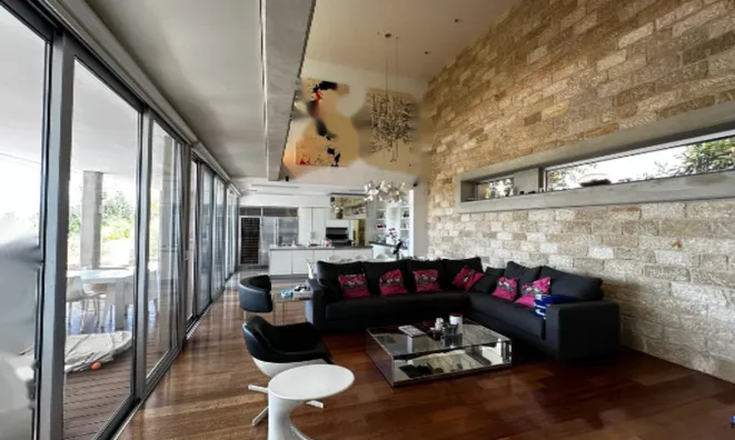 Недвижимость 5 Bedroom Villa For sale in Limassol City,: 10