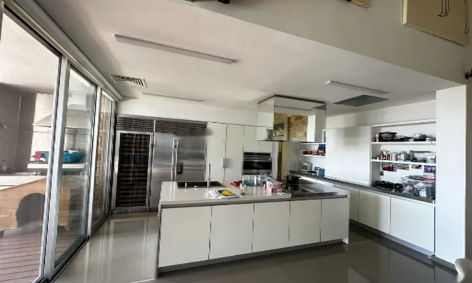 Недвижимость 5 Bedroom Villa For sale in Limassol City,: 13