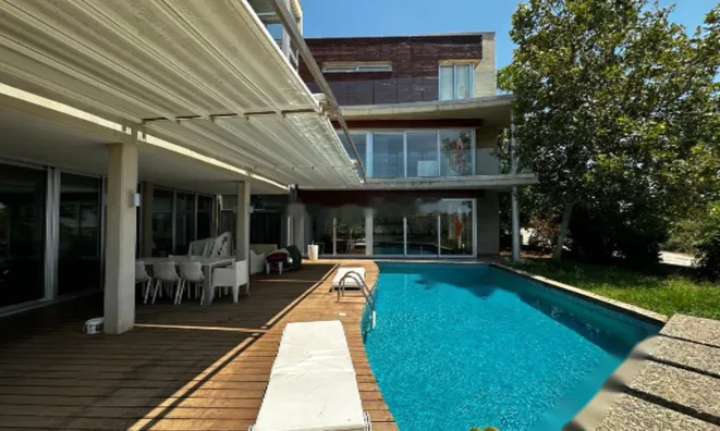 Недвижимость 5 Bedroom Villa For sale in Limassol City,: 24