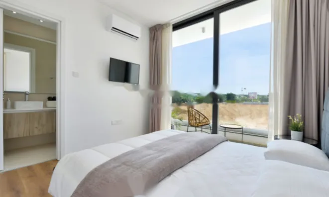 Недвижимость 3 Bedroom House For Sale at Protaras , Pernera: 4