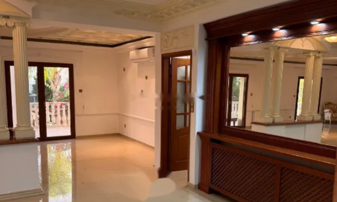 Недвижимость 6 Bedroom Villa For Sale in Agios Tychonas, Limassol: 6