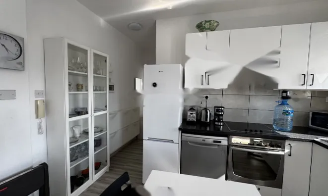 Недвижимость 1 Bedroom Apartment For Sale in Mesa Geitonia, Limassol: 5
