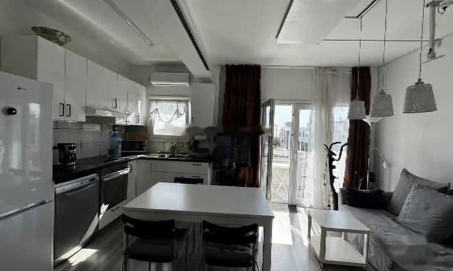 Недвижимость 1 Bedroom Apartment For Sale in Mesa Geitonia, Limassol: 6