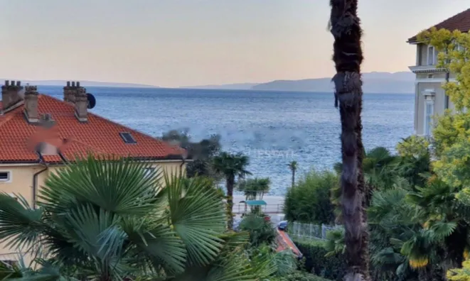 Недвижимость Четырехкомнатная квартира в Центре Опатии: 2