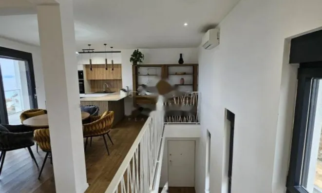 Недвижимость Трёхкомнатная квартира Оприч: 19