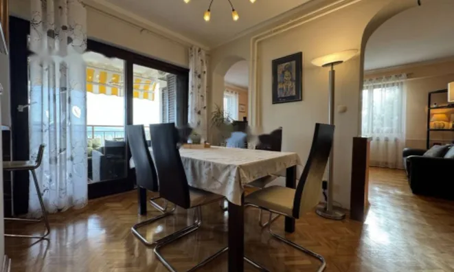 Недвижимость Четырехкомнатная квартира Центр: 3