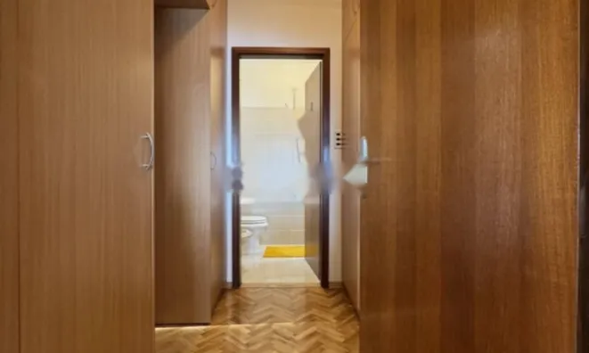 Недвижимость Четырехкомнатная квартира Центр: 15