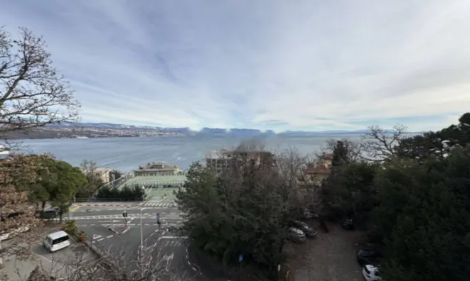 Недвижимость Четырехкомнатная квартира Центр: 24