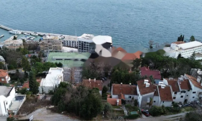 Недвижимость Четырехкомнатная квартира Центр: 31