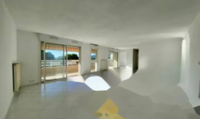 Недвижимость Apartment La Bocca: 3