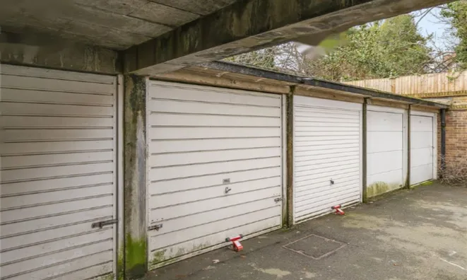 Недвижимость Walton Street: 3