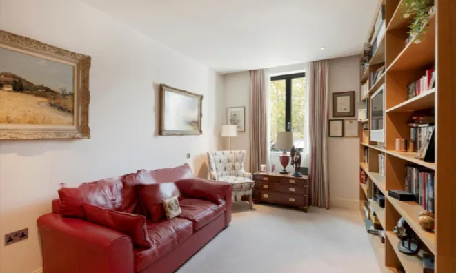 Недвижимость Manresa Road: 2