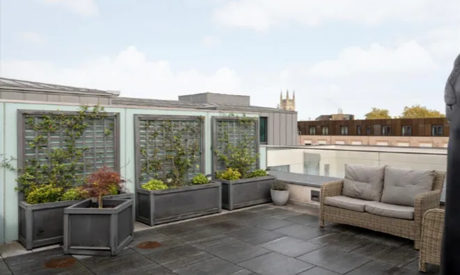 Недвижимость Manresa Road: 12