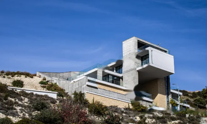 Недвижимость Luxury 6 Bedroom Villafor Sale in Agios Tychonas, Limassol: 2