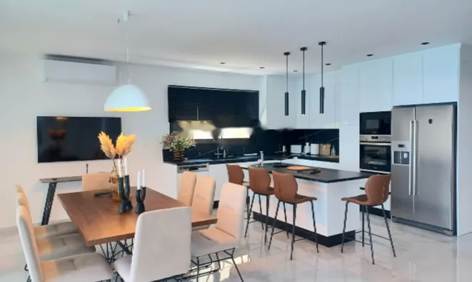 Недвижимость 3 Bedroom Apartment For sale in Germasogeia: 2